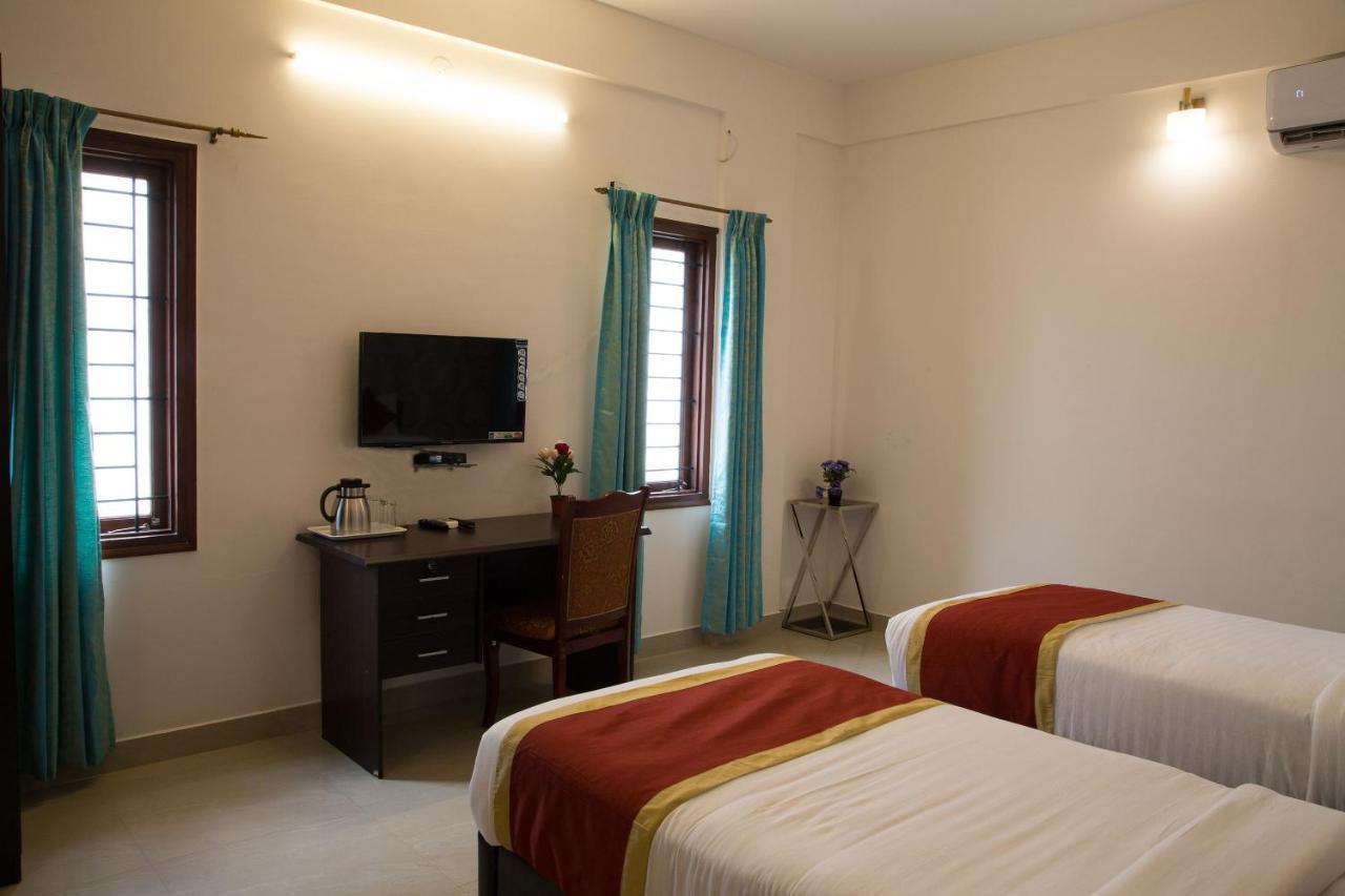 Oyo 8737 King Suites Bangalore Exterior photo